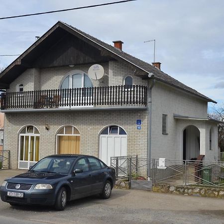 Rooms Mila Rezovac Bagian luar foto