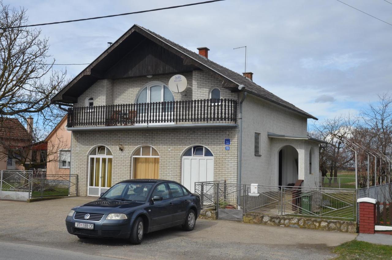 Rooms Mila Rezovac Bagian luar foto